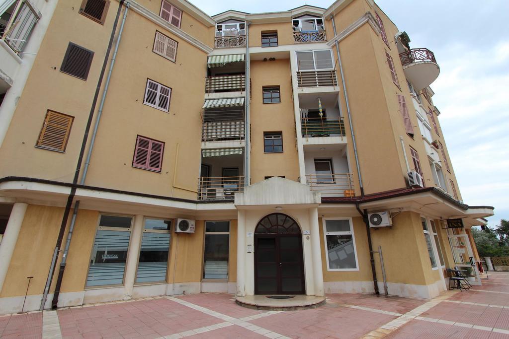 Room Roma Rovinj Zewnętrze zdjęcie