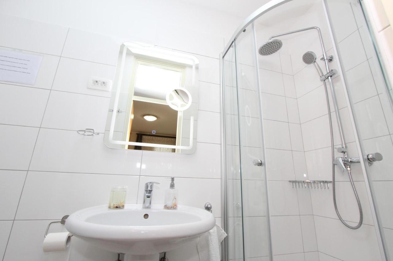 Room Roma Rovinj Zewnętrze zdjęcie